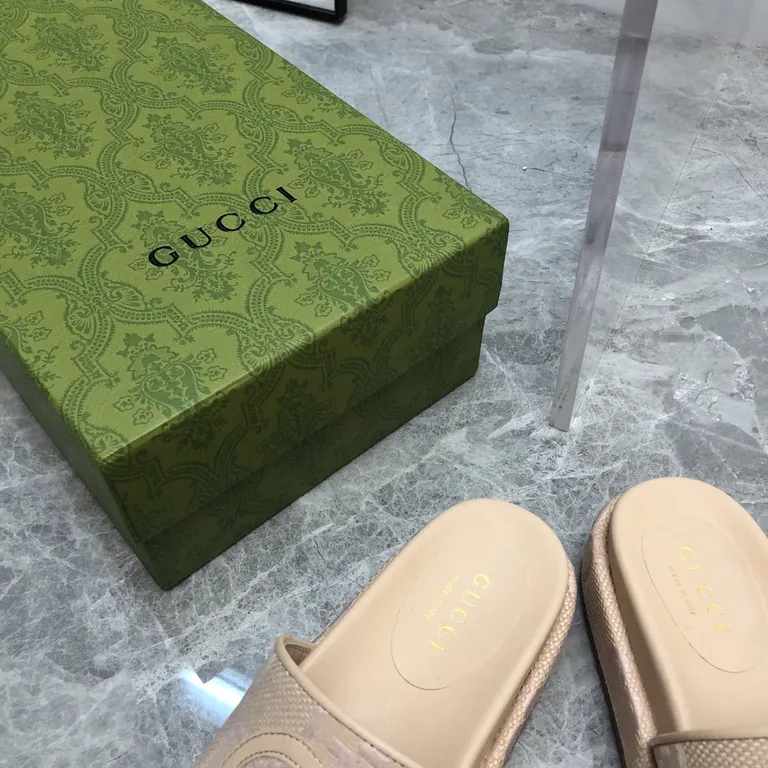 Gucci Shoe 